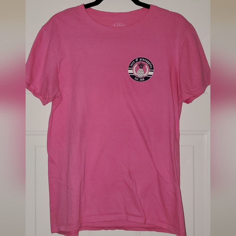 Love & Pineapples t-shirt, women's medium